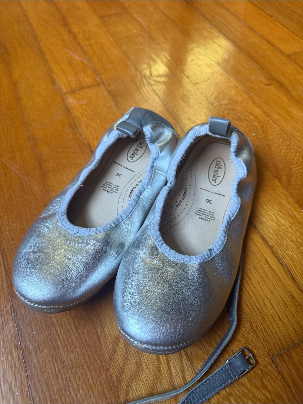 Old Soles Silver Metallic Girls' Slip-On Ballet Flats
